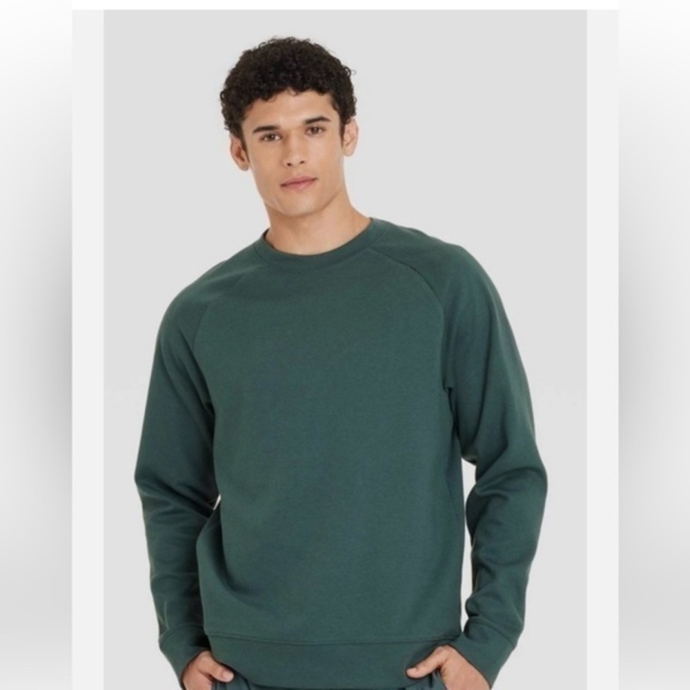 NWT Men’s All in Motion Green Crew Sweatshirt